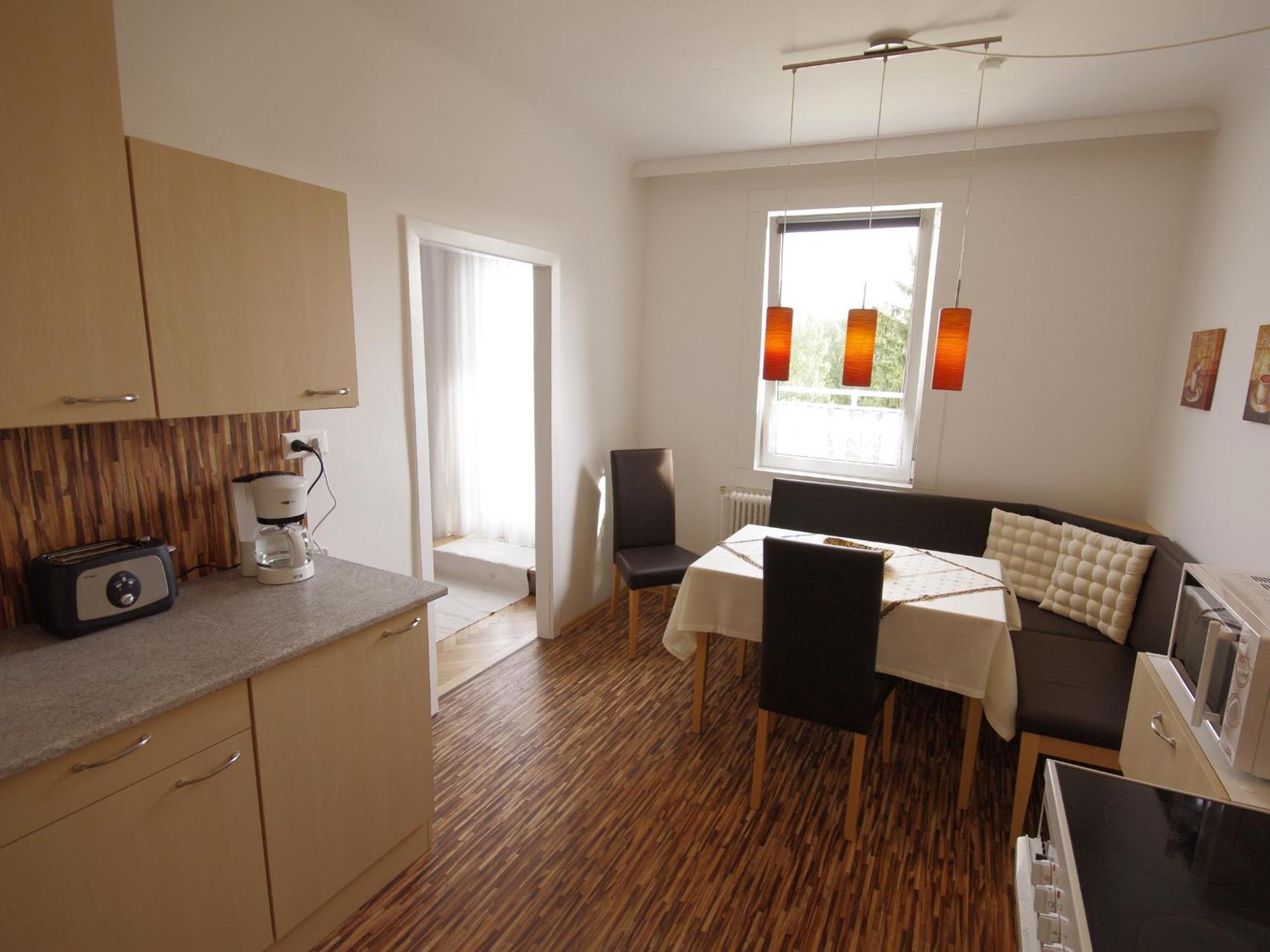Haus Apricum - Schoen Wohnen & Gratis Parken Viena Exterior foto